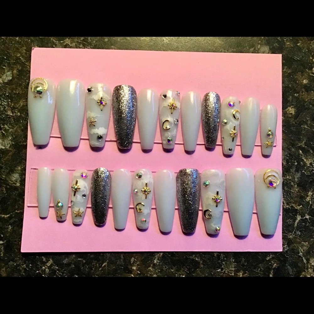 Baby blue skies ballerina nails